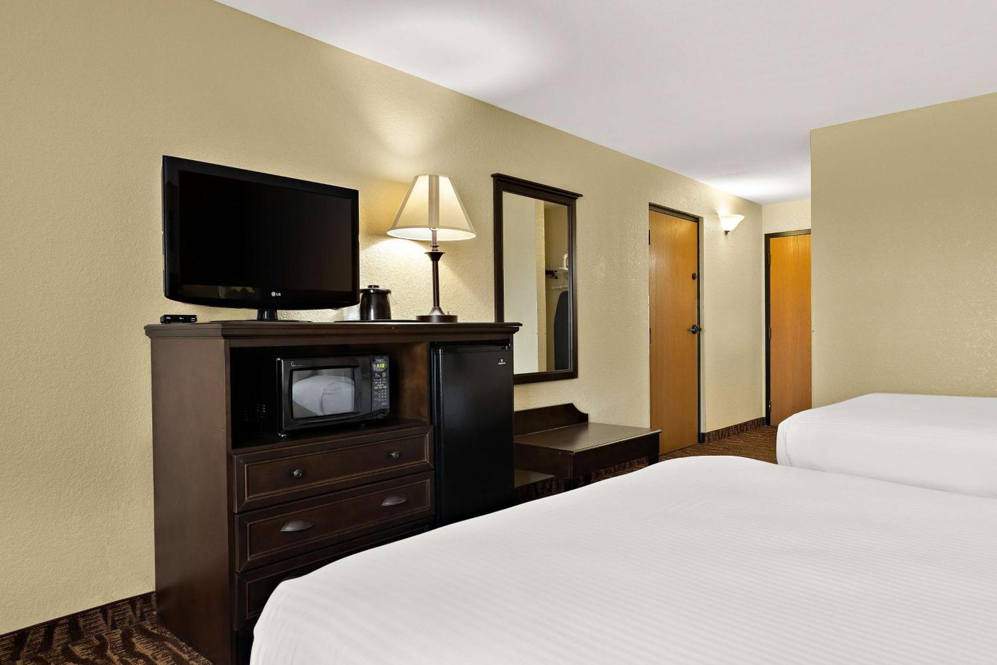 Best Western Center Pointe Inn Branson Exterior photo