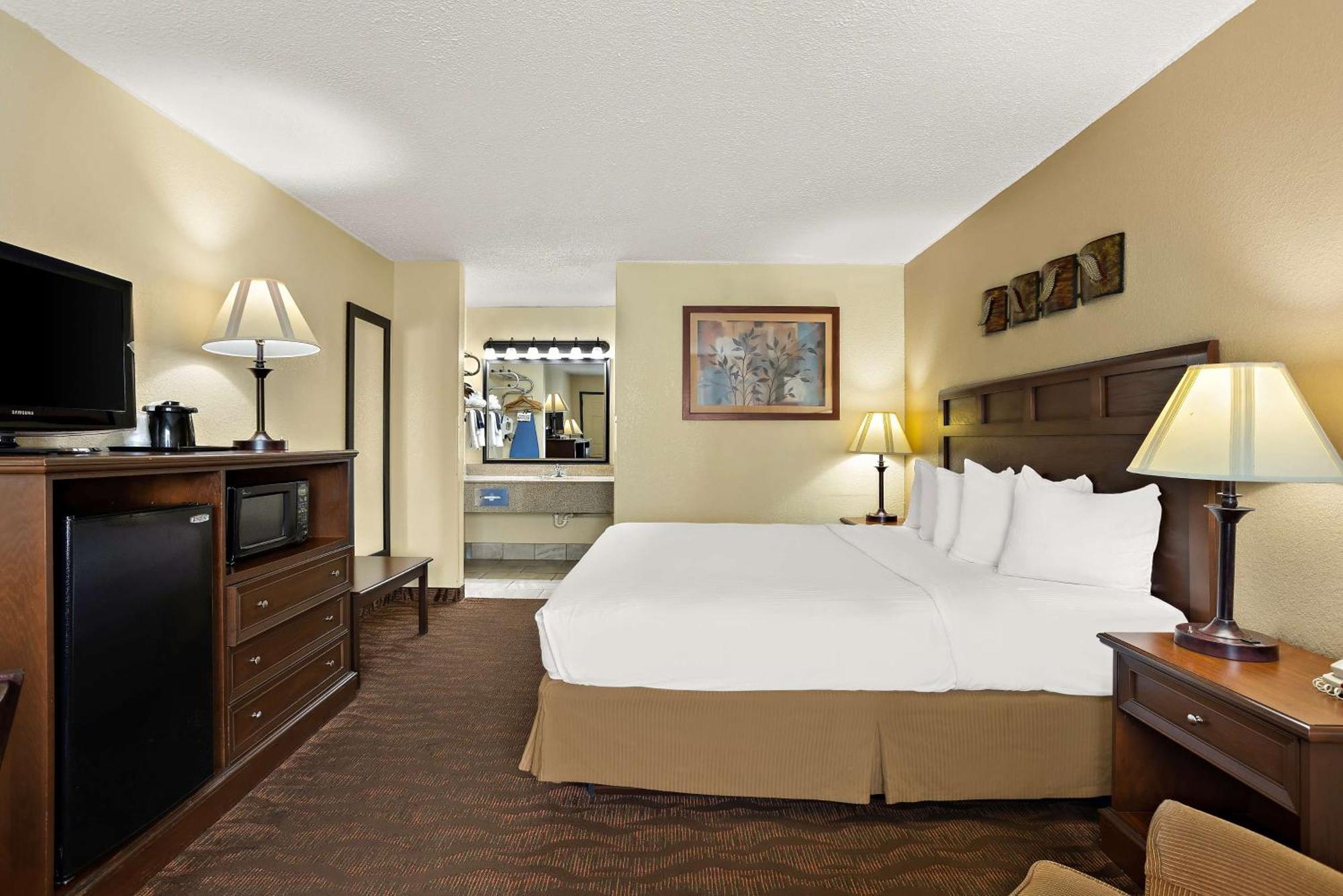 Best Western Center Pointe Inn Branson Exterior photo